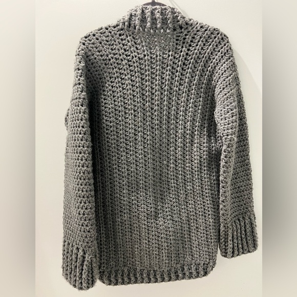 Hand Knit Oversized Grey Chunky Cardigan - Picture 3 of 4